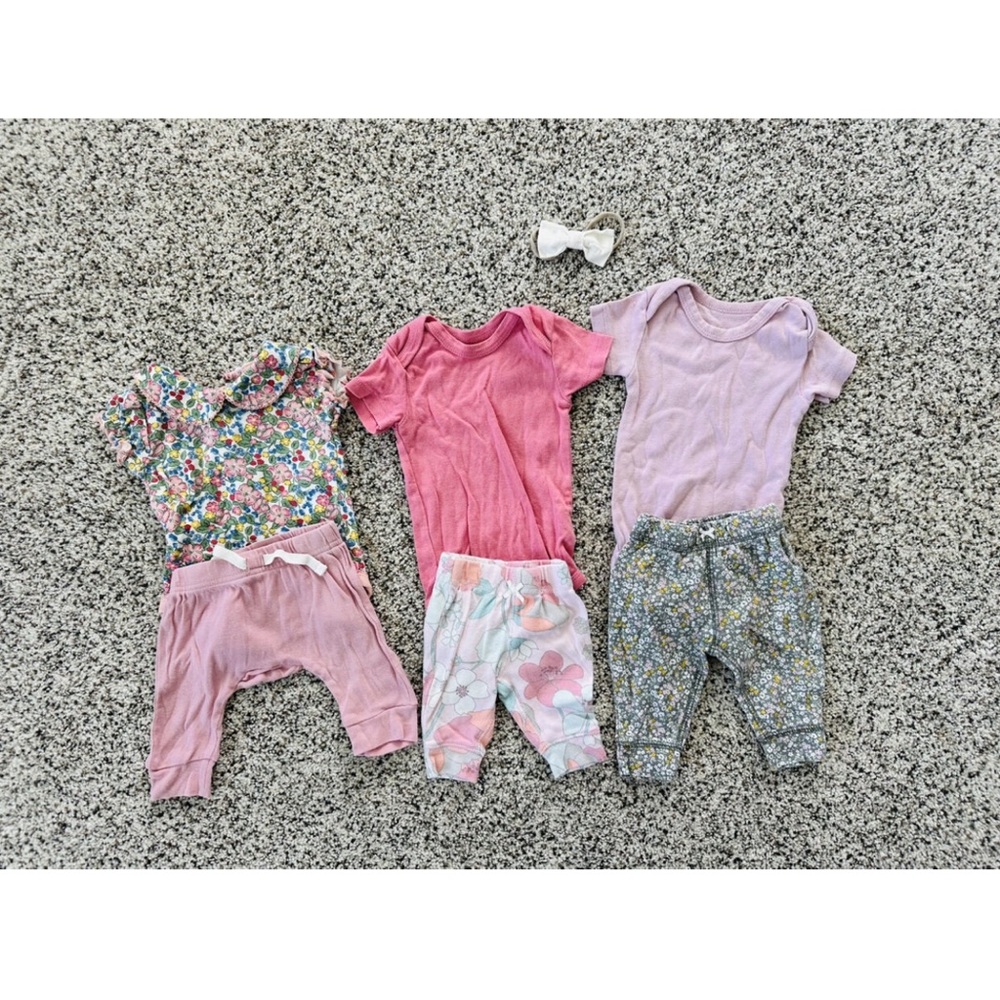 3 Newborn Outfits & Hairbow